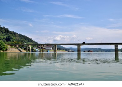 The East-West Highway, is the main gateway between east and west coast of peninsula Malaysia, passes through the Royal Belum State Park and the man-made Lake Temengor in Northern Perak.
