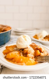 Easy To Make Peach Cobbler