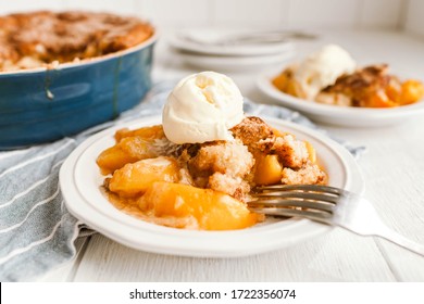 Easy To Make Peach Cobbler