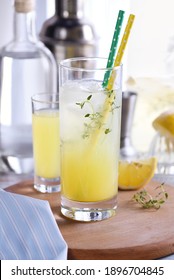 Easy Summer Cocktail ( Limoncello)  Fresh Lemon Juice, Vodka And Club Soda Or Sparkling Water. This  Drink  Is The Best Way To Cool Off On A Hot Day.  