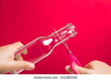 The Easy Way To Sharpen Scissors By Cutting A Glass Bottle With The Dull Scissors For A Little While