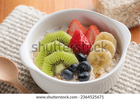 Eating Cooked Oatmeal for Breakfast