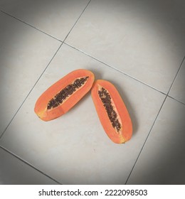 Eating Papaya Fruit Is Good For Health, Delicious