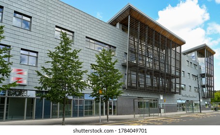 Ebbw Vale, Wales - July 2020: Exterior Front View Of The Ebbw Vale Building Of The Further Education College 