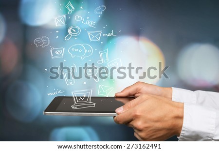 Ebook, user, tablet.