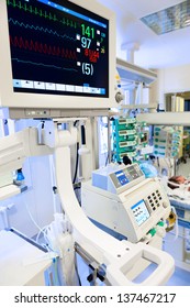 ECG Monitor In Neonatal Intensive Care Unit
