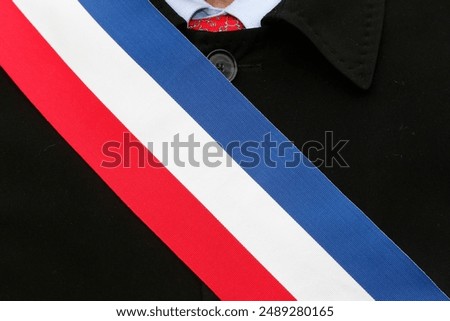 Echarpe tricolore d'un maire. Symbole de la rŽpubique franaise. 
 France.