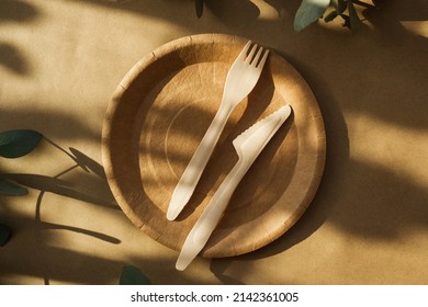 Eco Friendly Disposable Cutlery. Biodegradable Fork And Knife On Paper Plate. Plastic Free Disposable Eating Utensils.