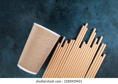 Eco Friendly Reusable Straw With Paper Cup. Paper Cocktail Tubes. Kraft Paper Straw For Drinking Coffee Or Tea. Disposable Cocktail Tube. Zero Waste Concept.