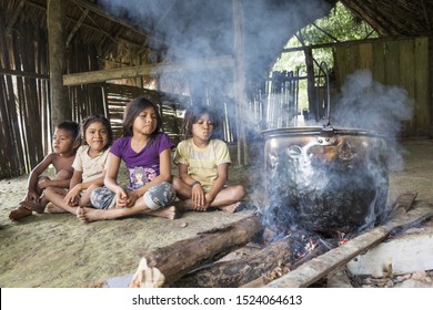 Ecuador, Yasuni National Park - February 6, 2017: In The Deep Of Amazonian Jungle Live Huaorani Indians. They Are Still Living By The Old Traditions And Habits.