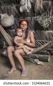 Ecuador, Yasuni National Park - February 6, 2017: In The Deep Of Amazonian Jungle Live Huaorani Indians. They Are Still Living By The Old Traditions And Habits.