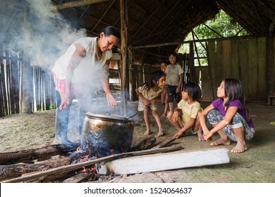 Ecuador, Yasuni National Park - February 6, 2017: In The Deep Of Amazonian Jungle Live Huaorani Indians. They Are Still Living By The Old Traditions And Habits.