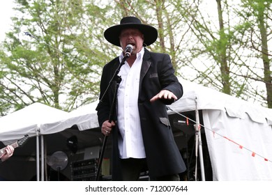 Eddie Montgomery Of Montgomery Gentry Performs Onstage During The ACM Party For A Cause Festival At Globe Life Park In Arlington On April 17, 2015 In Arlington, Texas.