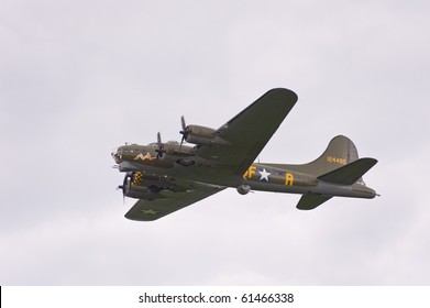 7 B17 Dropping Bombs Images, Stock Photos & Vectors | Shutterstock