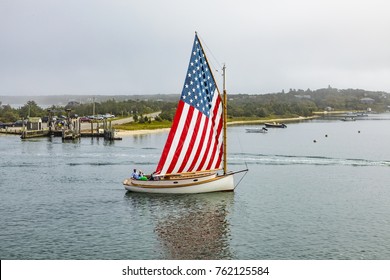 EDGARTOWN, USA - SeP 25, 2017: Old Sailing Ship With Stars And Stripes Sailes Enter The Harbor Of Edgartown, At Island Of Marthas Vineyard.