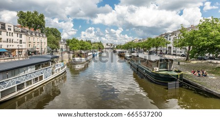 The edges of Erdre river