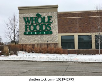 Edina, MN/USA- December 10, 2017. Exterior of a Whole Foods Market in Edina, Minnesota.
