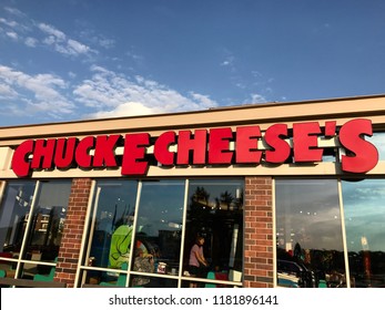 Edina, MN/USA. September 14th, 2018. The exterior of a Chuck E Cheese’s restaurant in Edina, Minnesota.