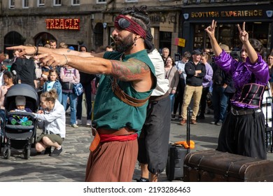 Edinburgh Festival Fringe 2022-5 Aug-29 Aug Edinburgh UK. Performers On The Street. Actors Of Street Theater And Musicians In Capitol Of Scotland. A Comedy Actors Perform On The Royal Mile.