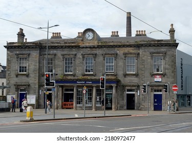 EDINBURGH, SCOTLAND - 12 JULY 2022: The Old Entrance To Haymarket Station. The First Railway Station In Edinburgh, Opened In 1842.