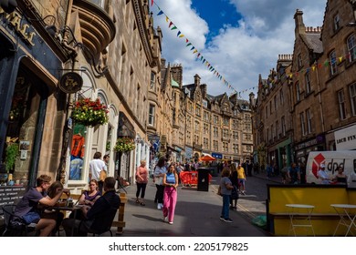 Edinburgh, Scotland - August 1st 2022 - Visiting Downtown Edingburgh During The Summer, Enjoying The Stunning Old City And Scottish Culture