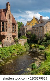 Edinburgh, Scotland - August 1st 2022 - Visiting Downtown Edingburgh During The Summer, Enjoying The Stunning Old City And Scottish Culture