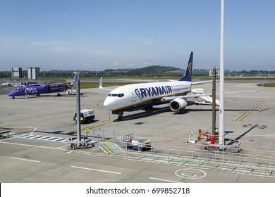 Ryan Air High Res Stock Images Shutterstock