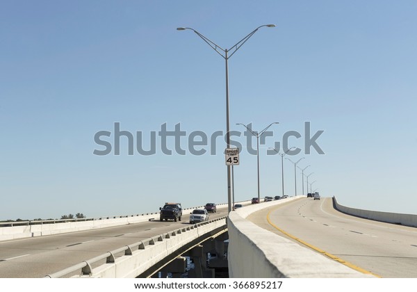 Edison Bridge in\
Fort Myers, Southwest\
Florida.