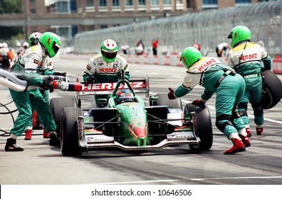 EDITORIAL - Pit Stop During Molson Indy Car Racing