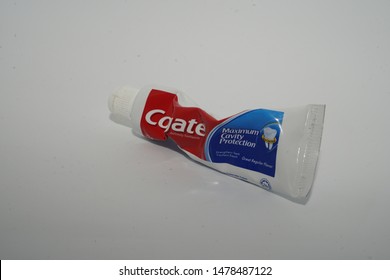 uses of colgate paste