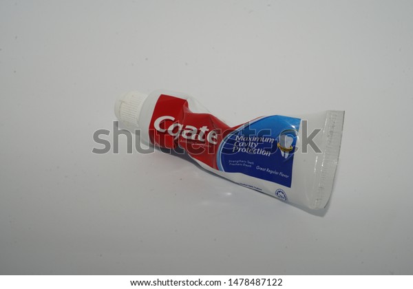 use of colgate toothpaste