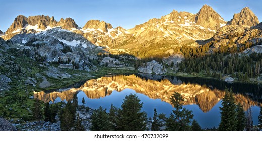 Ediza Lake California Sierras Sunrise Found A Few Miles From The Shadow Lake, John Muir Trail Junction. Inside The Ansel Adams Wilderness Area.