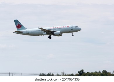 Edmonton, Alberta, Canada. July 14, 2019. An Air Canada Airbus A320 With Identification C-FMSX Landing At Edmonton International Airport