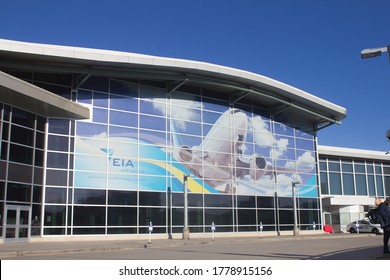 Edmonton, Alberta / Canada - July, 17 2020: Edmonton International Airport Departure Drop Off Zone Empty. 