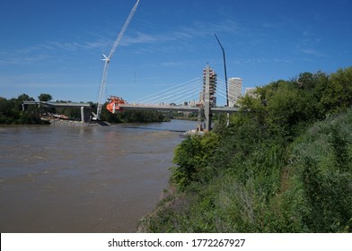 EDMONTON, ALBERTA/CANADA-July 3rd 2020; Tawatinâ Bridge Across North Saskatchewan River In Central Edmonton Alberta. Tawatinâ Bridge Is For The Light Railway Know As The 'Light Rail Transit', Or LRT