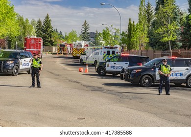 Edmonton, Canada, May 8, 2016, Police Road Block To The Fire Area At Oleskiw Park