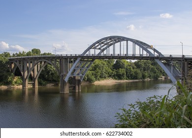 Edmund Pettus Bridge