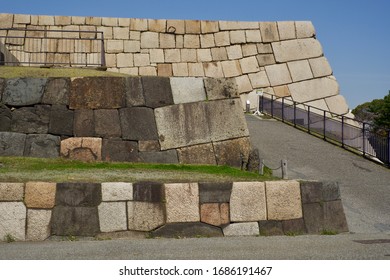 Edo Castle On A Sunny Holiday