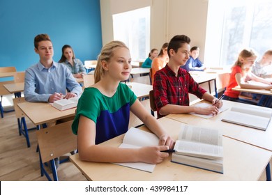 Education Learning People Concept Group Students Stock Photo 439984117 ...