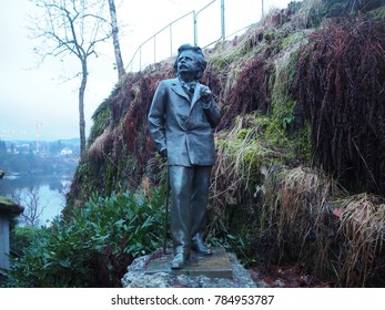 Edvard Grieg Statue