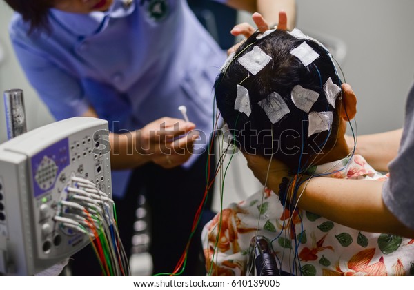 Electroencephalogram Eeg Uses Procedure Results