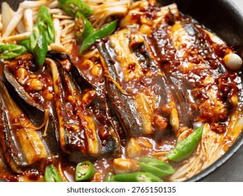 eels split and broiled[grilled] in soy, broiled eels