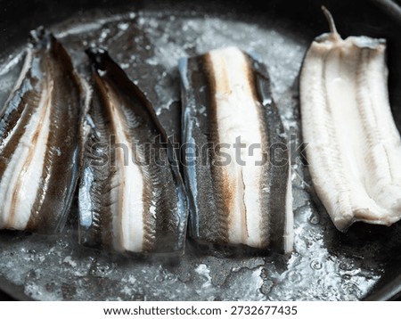 eels split and broiled[grilled] in soy, broiled eels