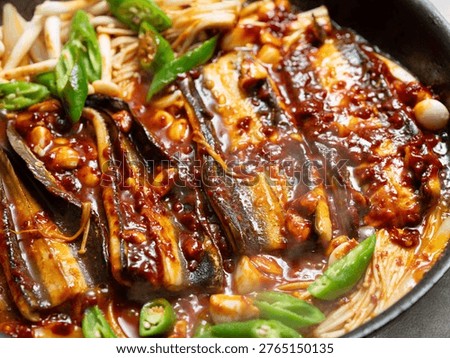 eels split and broiled[grilled] in soy, broiled eels