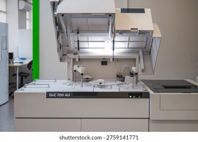 Efficient Lab Equipment. Automated Testing Station Features. Compact Device With Userfriendly Controls