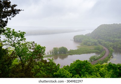 Effigy Mounds National Monument