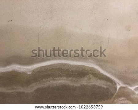 Efflorescence on the wall
