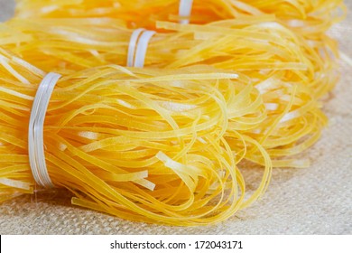 Egg Noodles 