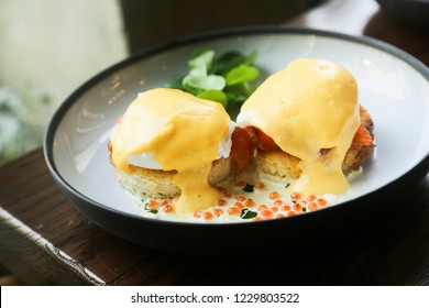 Eggs Benedict With Salmon