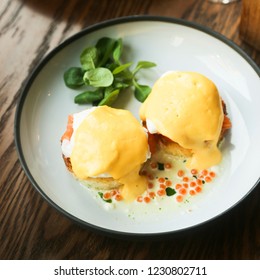 Eggs Benedict With Salmon